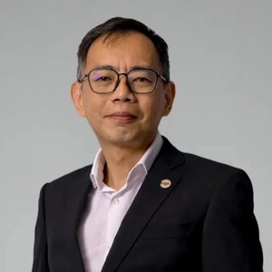Deputy Managing Director Singapore - Suen Wee Kwok