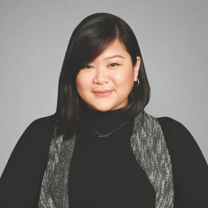 Senior Associate Dubai - Joan Usero